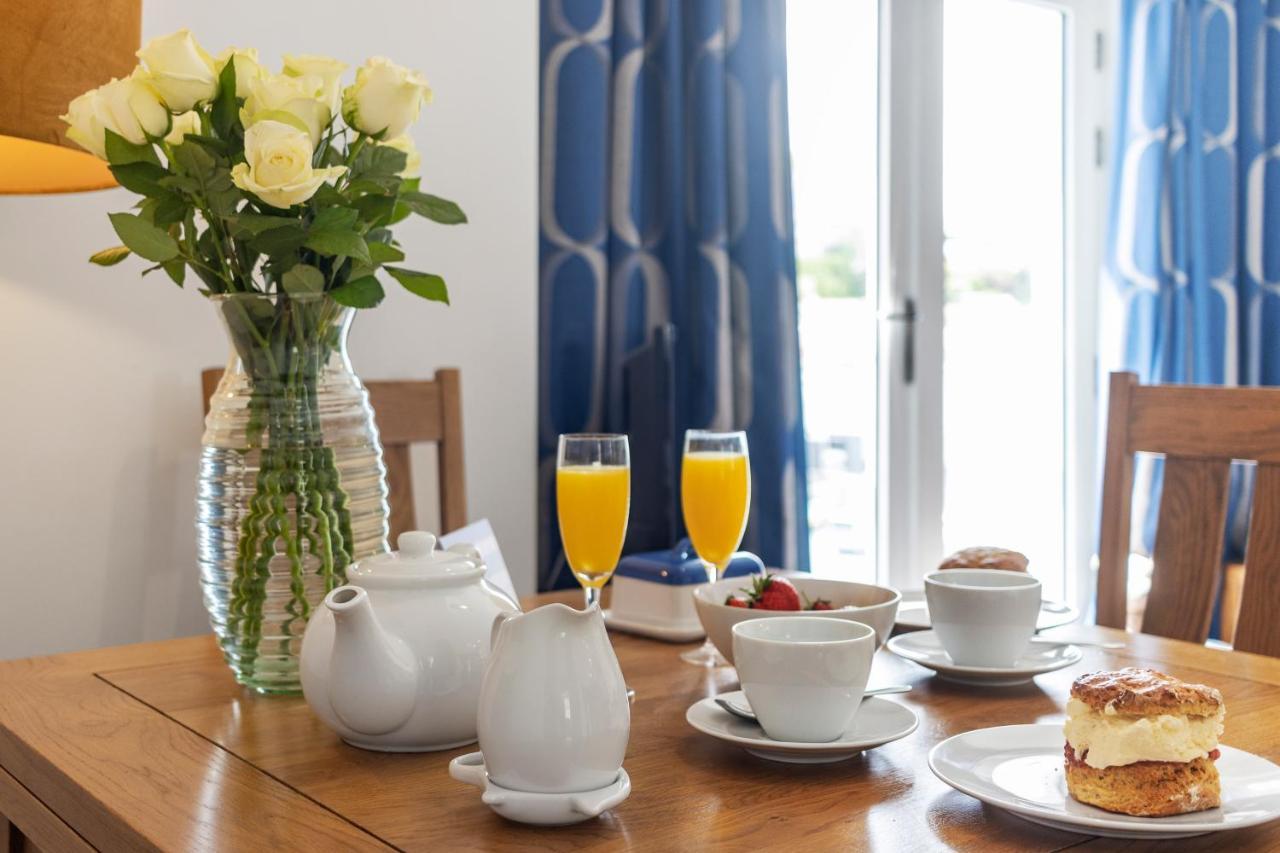 A Modern And Cosy Apartment Just Yards From Brixham'S Bustling Harbourside Bagian luar foto