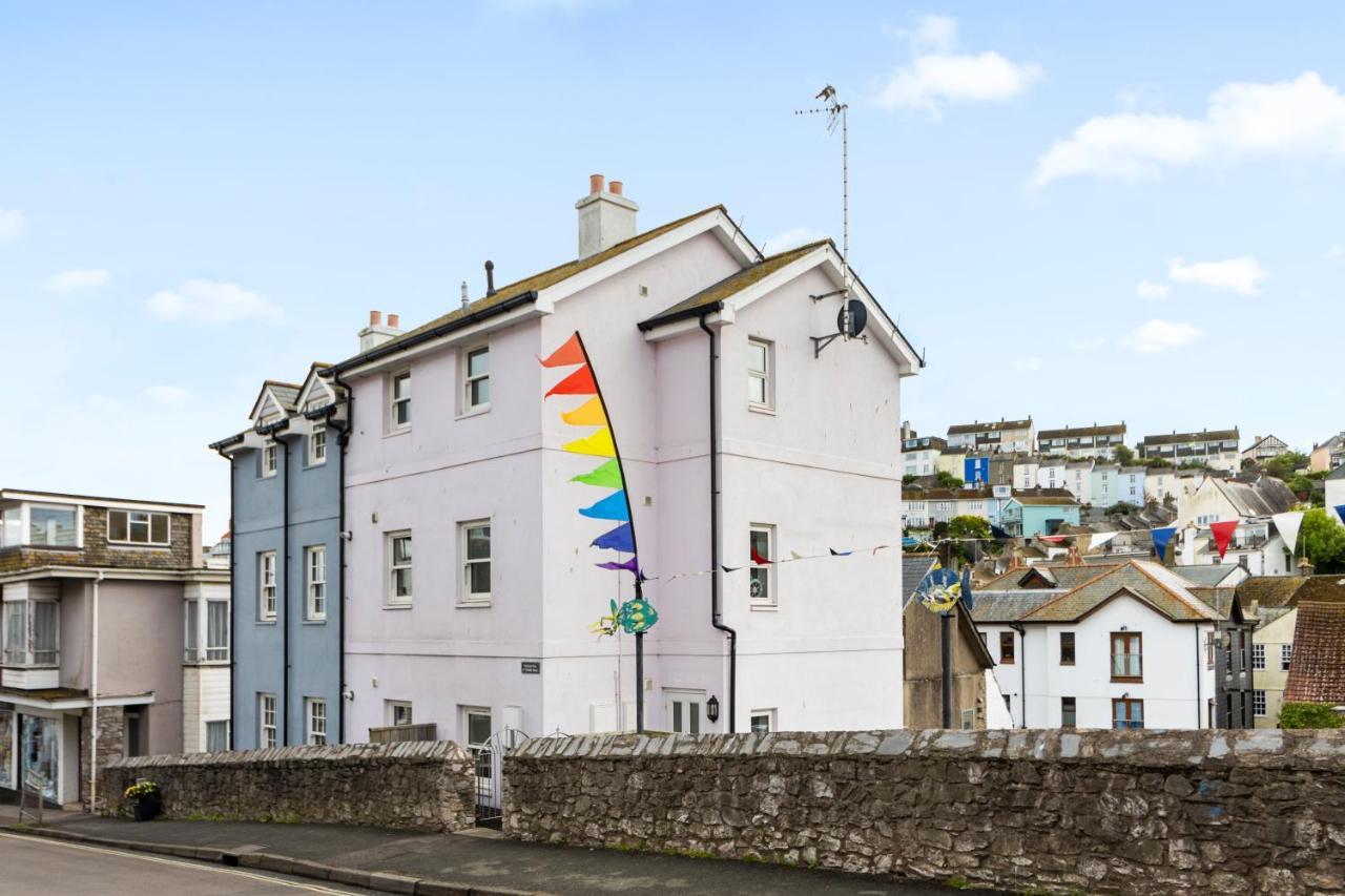 A Modern And Cosy Apartment Just Yards From Brixham'S Bustling Harbourside Bagian luar foto