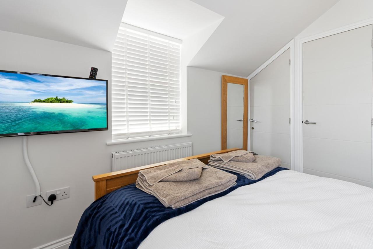 A Modern And Cosy Apartment Just Yards From Brixham'S Bustling Harbourside Bagian luar foto